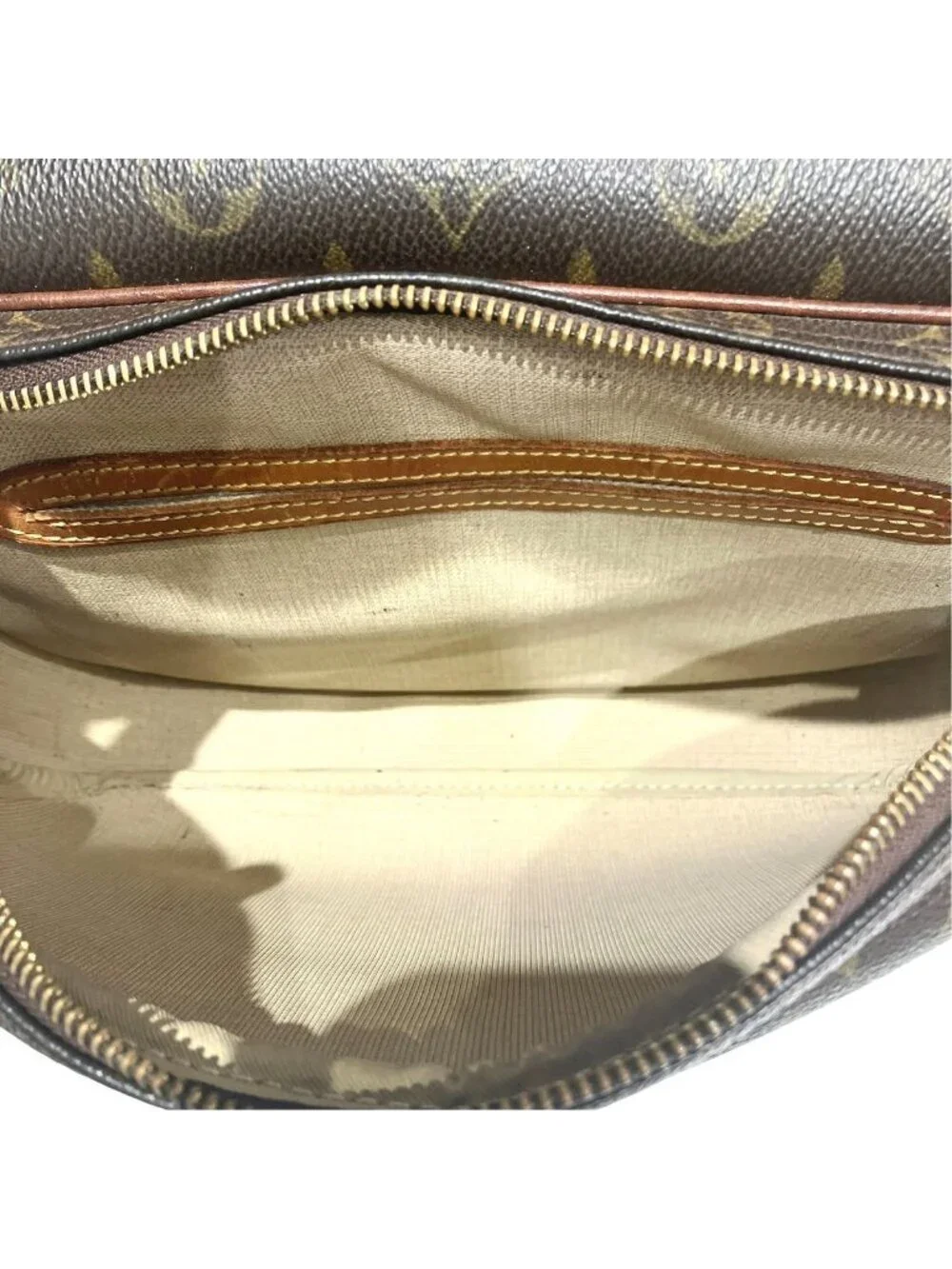 Louis Vuitton Reporter PM Monogram Shoulder Bag Canvas